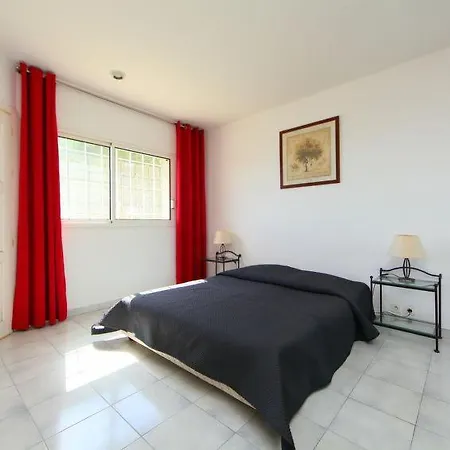 Sleeps 10 Pool Wifi Vallauris